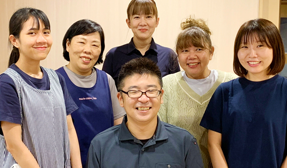 2022年11月オープン！ほきまの憩 スタッフ笑顔の集合写真