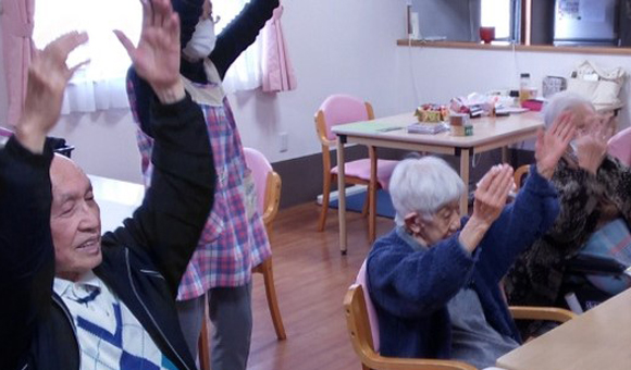 山梨の介護求人 体操