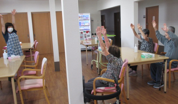 山梨の介護求人 健康維持の体操