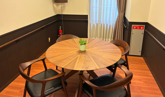 名古屋の介護求人 面談スペース