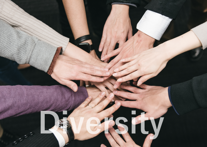 『誰もが活躍できる場を』フロンティアの介護では、Diversityに取り組んでいます。